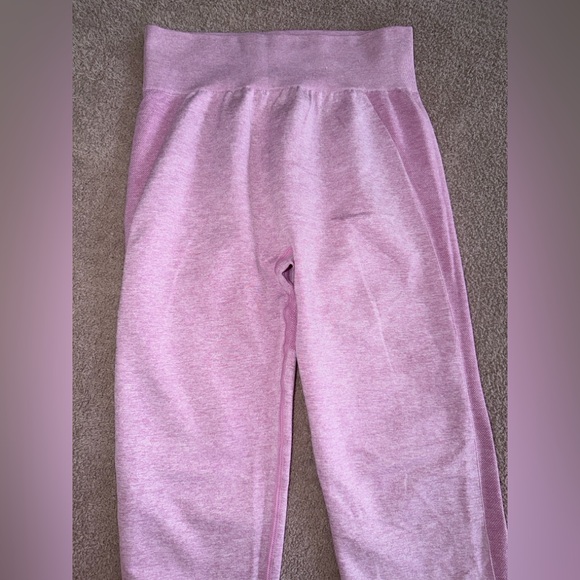 Gymshark Light Pink Seamless Leggings - Picture 4 of 5